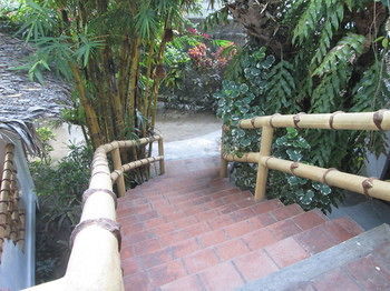 Bamboo Resthouse Resort 3*