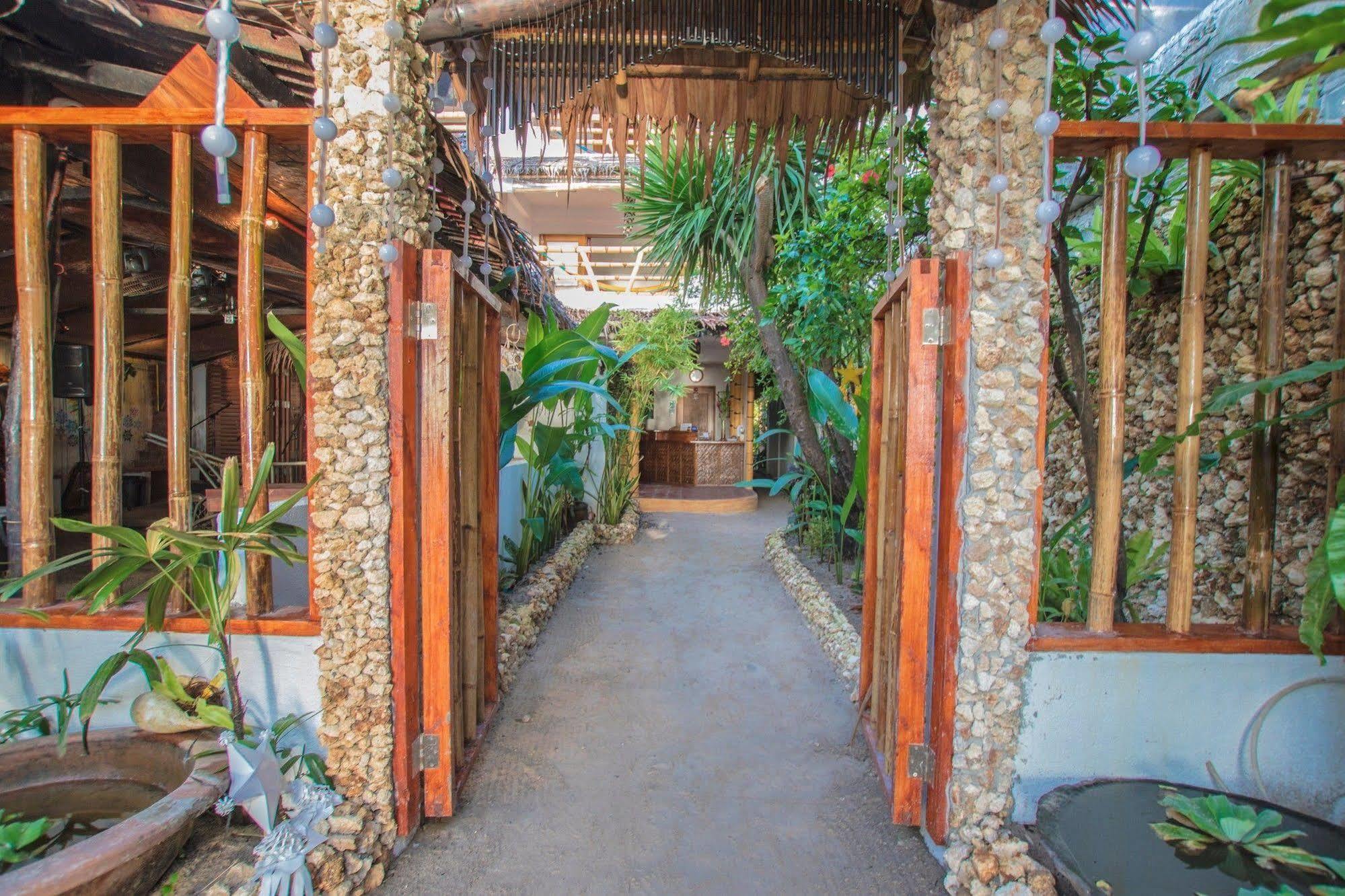 Resort Bamboo Resthouse