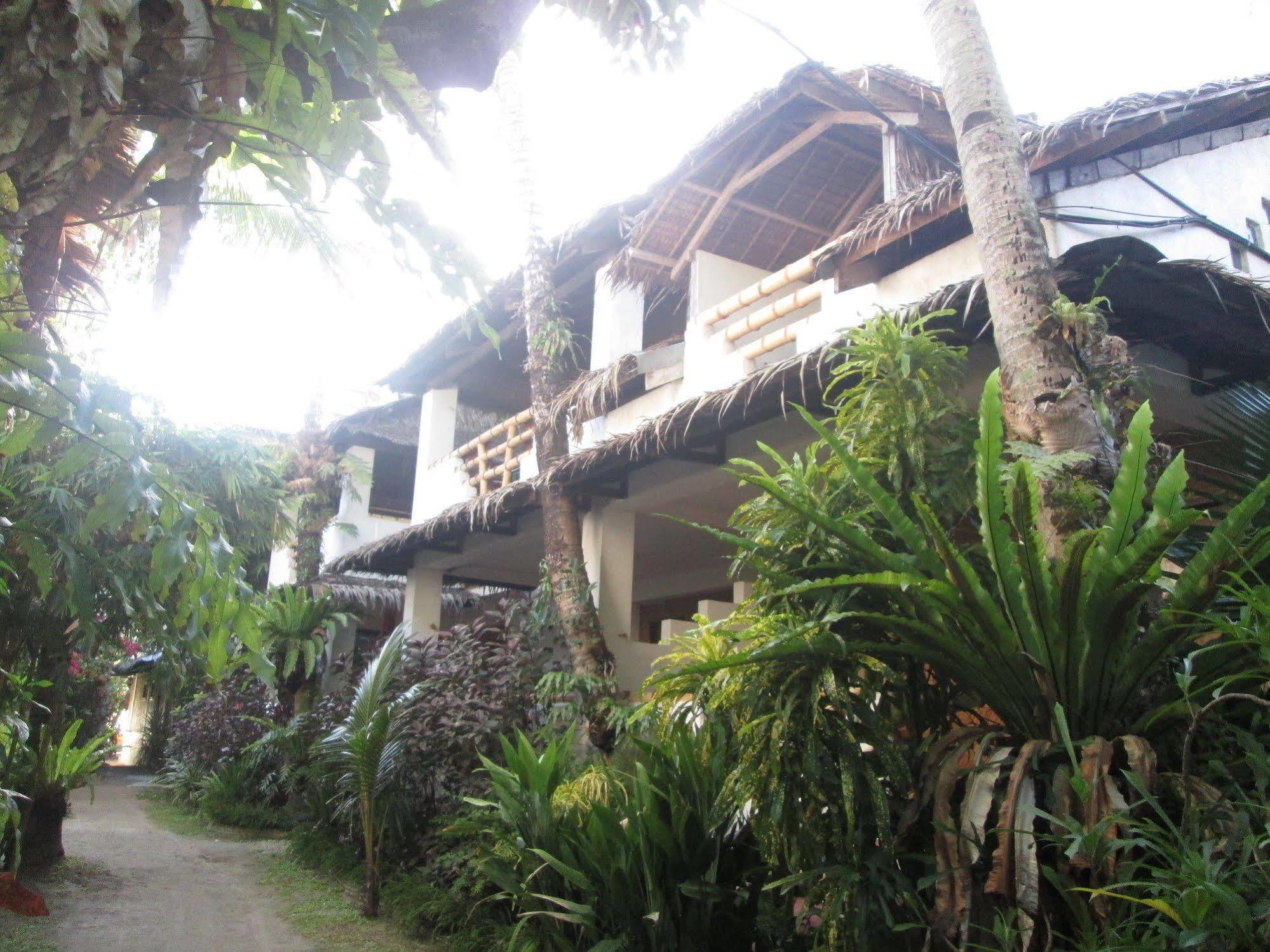 Bamboo Resthouse Resort Balabag (Boracay)