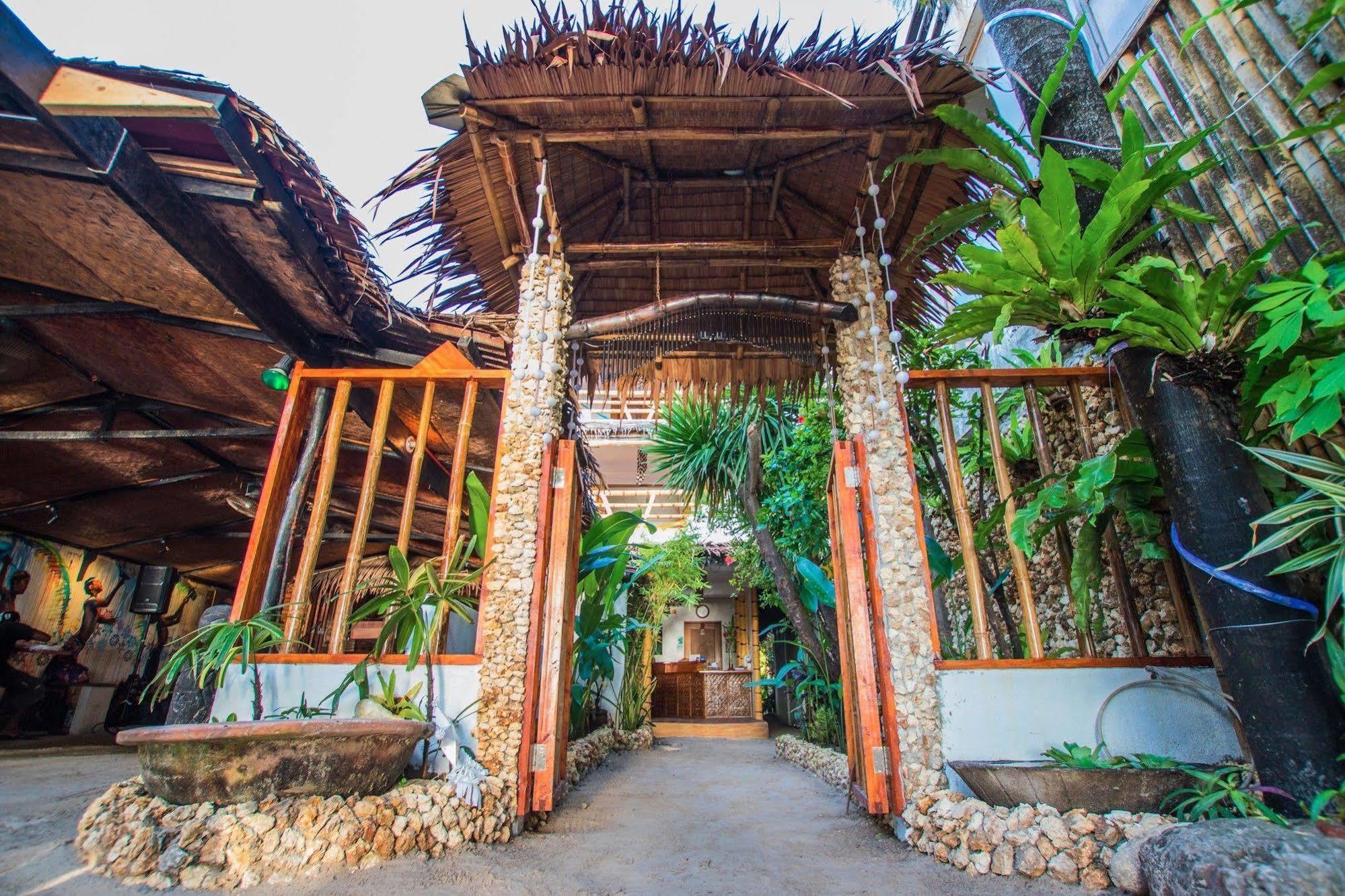 Resort Bamboo Resthouse